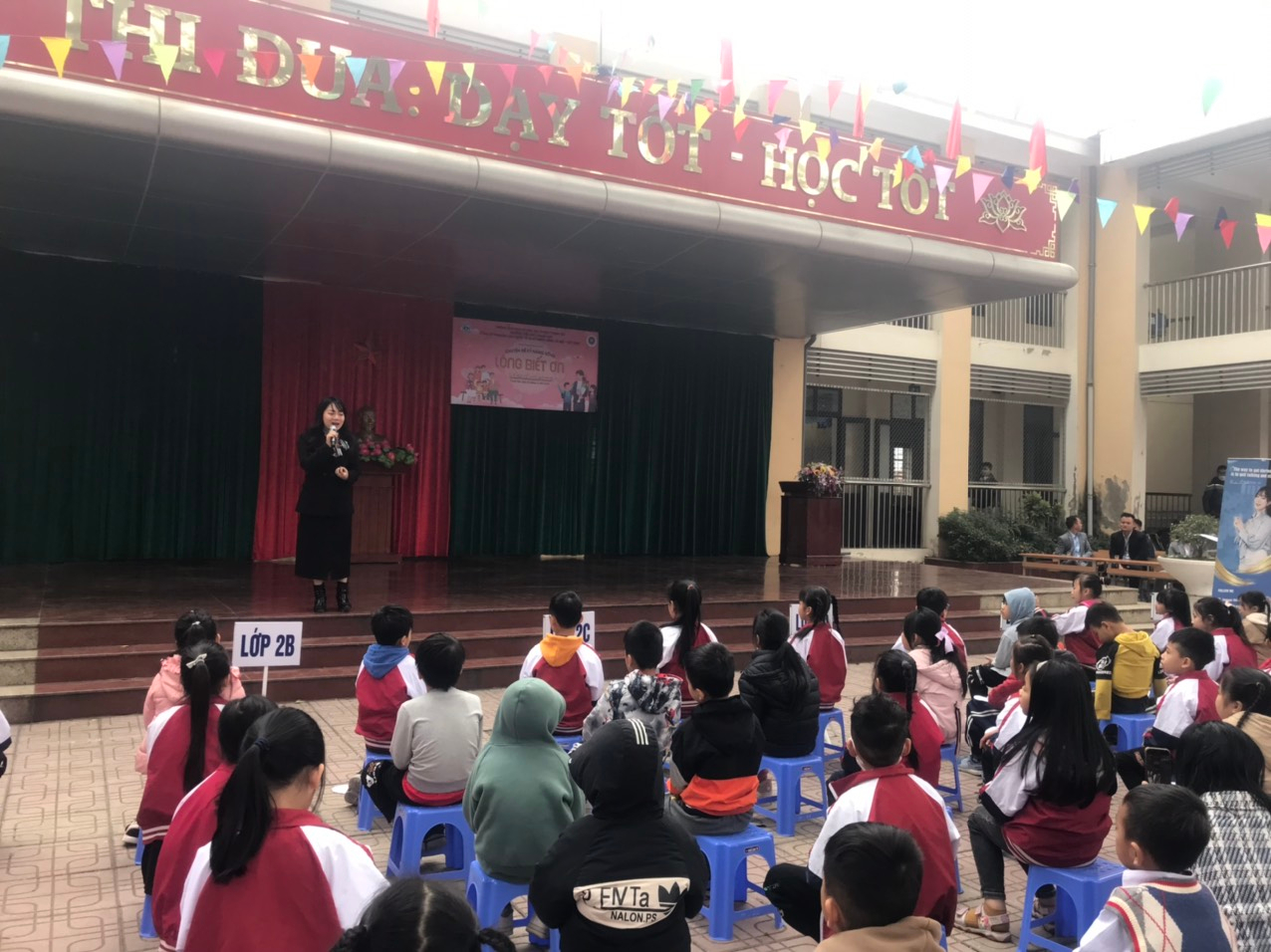 “LÒNG BIẾT ƠN” – MỘT CHUYÊN ĐỀ Ý NGHĨA CHẠM ĐẾN TRÁI TIM HỌC TRÒ